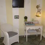 Frühstückspension La Bastide Des Pins 4*