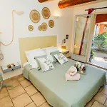 La Bastide Des Pins 4* Кастийон-дю-Гар