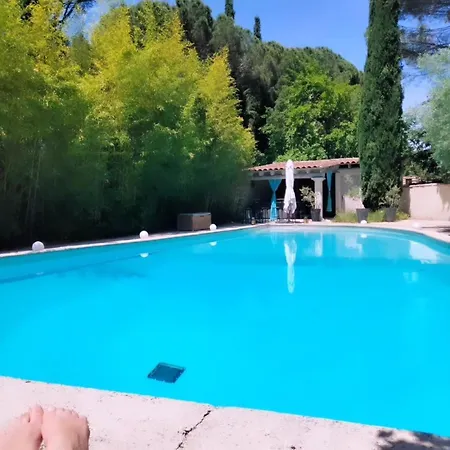 La Bastide Des Pins * Castillon-du-Gard