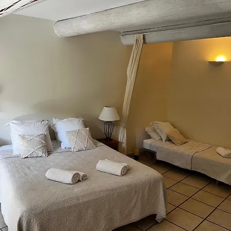 La Bastide Des Pins Bed & Breakfast *