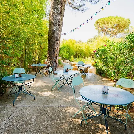 Frühstückspension La Bastide Des Pins Castillon-du-Gard