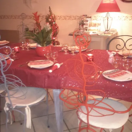 La Bastide Des Pins Couette-café