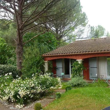 La Bastide Des Pins Couette-café 4*