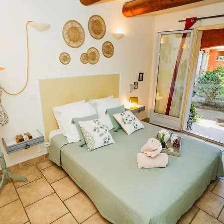 La Bastide Des Pins 4* Castillon-du-Gard
