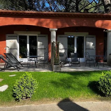 Couette-café La Bastide Des Pins Castillon-du-Gard