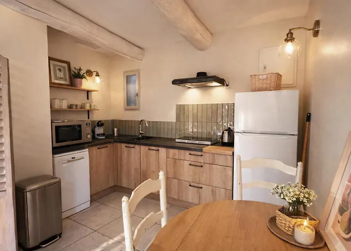 La Bastide Des Pins 4* Castillon-du-Gard