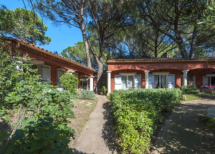 La Bastide Des Pins 4* Castillon-du-Gard